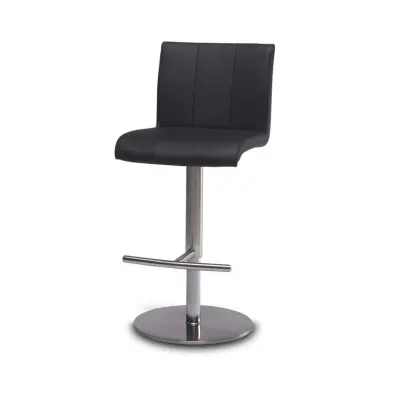 Nikola barstol med ryggstöd och fotstöd - svart PU och metall
