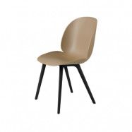 GUBI Beetle Plastic stol pebble brown, svarta ben