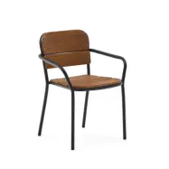 KAVE HOME Algueret stol tillverkad av massivt eukalyptusträ med naturlig finish och svart aluminium FSC 10