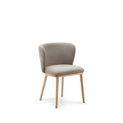 KAVE HOME Ciselia stol brun chenille och massivt askträ naturfärgad finish FSC Mix Credit