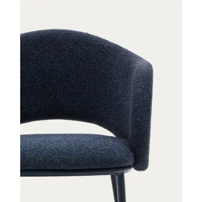 KAVE HOME Maina stol i tjock blå chenille och stålben med blå finish FSC Mix Credit