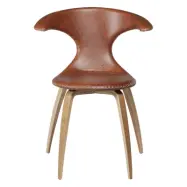 DAN-FORM Flair Matstol - Ljusbrunt Läder och Naturlig Ek