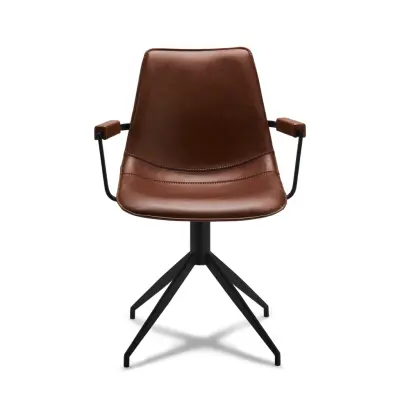 Isabel Matstol, med Armstöd och Snurrfunktion - Ljusbrun PU-läder och Svart Ram