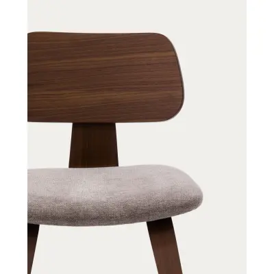 KAVE HOME Gena matstol - beige chenilletyg och brunt valnötsfaner