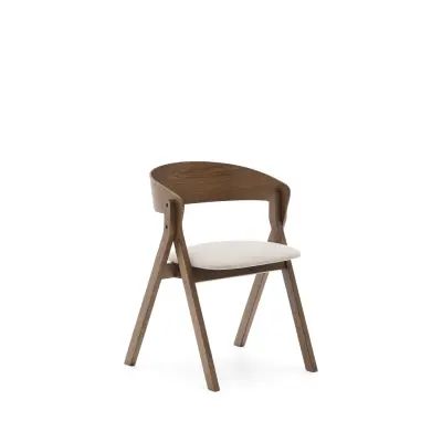 KAVE HOME Godia matstol, med armstöd - beige chenilletyg och askfaner med wengefinish
