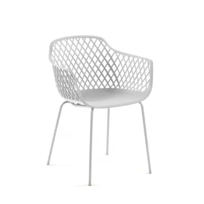 KAVE HOME Quinn Matstol med Armstöd - Vit Plast och Metall