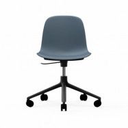 Normann Copenhagen Form chair swivel 5W kontorsstol blå, svart aluminium, hjul