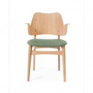 Warm Nordic Gesture stol, klädd sits tyg canvas 926 sage green, vitoljat ekstativ, klädd sits
