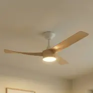 Airona LED-takfläkt, vit/trä, likström, tystgående – Lucande - Vardagsrum - Modern - Plast