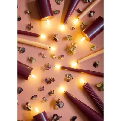 Uyuni Lighting - LED-stearinljus, räfflat, 2-pack, 3,2 x 25,5 cm, vinrött –