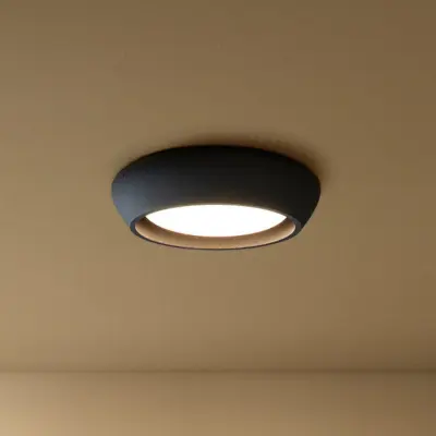 Fjord taklampa, svart, gips, Ø 28 cm, GX53 – Beacon Beacon Lighting - Vardagsrum - Gips / lera - Rund