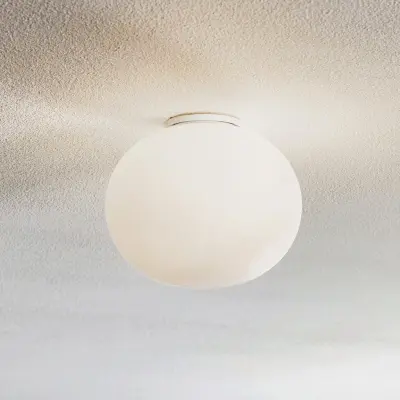 Glo-Ball C/W Zero vägg- och taklampa, vit – FLOS - Vardagsrum - Design - Glas - Klot