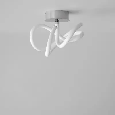 Ghost LED-taklampa, krom/vit, Ø 24 cm – 101 Copenhagen - Hall - Design - Aluminium - Med avstånd