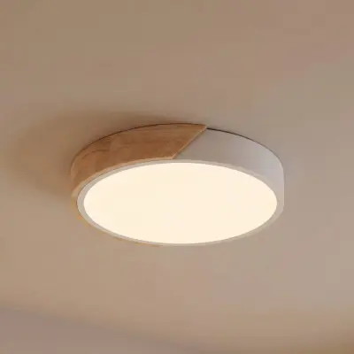 Lynorri LED-taklampa, Ø 31 cm, vit, trädekor – PRIOS - Vardagsrum - Modern - Plast - Rund