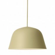 Muuto Ambit taklampa Ø25 cm beige-grön