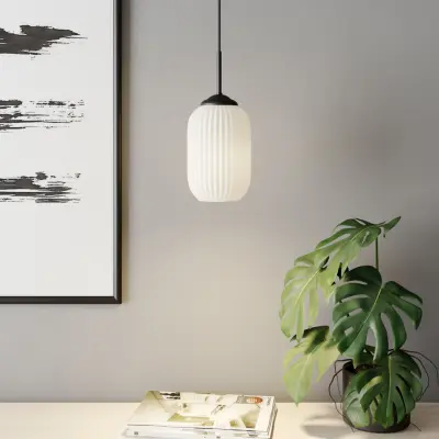 Riflet Taklampa Opal D14 - DybergLarsen Dyberg Larsen - Vardagsrum - Skandinavisk - Glas - Med en ljuskälla