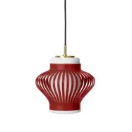 Warm Nordic - Opal Lamella pendellampa, röd, Ø 26 cm