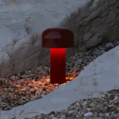 Bellhop LED-bordslampa med batteri, röd, 21 cm, dimbar, IP54 – FLOS - Vardagsrum - Design - Plast - Rund