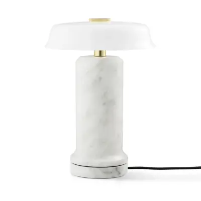 DESIGN BY US - Trip No. 2 LED-batteridriven bordslampa, marmor, glas –