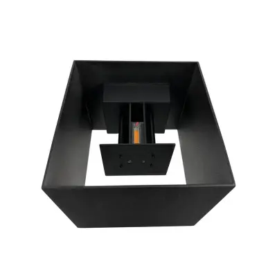 Dyberg Larsen - Venus LED Utomhus Vägglampa 15x15 SvartDybergLarsen