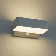 Fando LED-utomhusvägglampa, silver, 22,5 cm, sensor, IP44 – Lindby - Aluminium - Vinklad