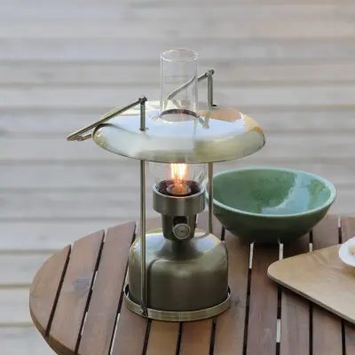 Fanos bärbar LED-bordslampa, mässing, IP44 – Markslöjd - Vardagsrum - Antik - Metall - Med en ljuskälla