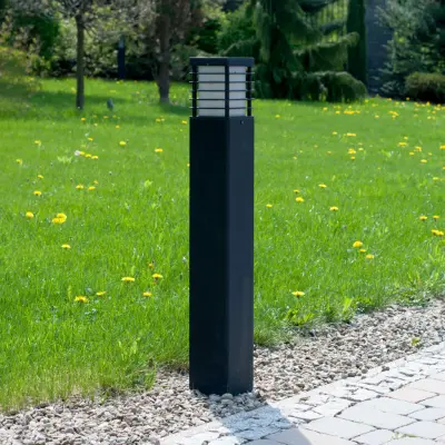 Halmstad pollare, 85 cm, svart, jordankare – Norlys - Aluminium