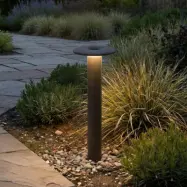 Haloa LED-väglampa, höjd 50, IP54, svart, aluminium - Lucande - Terrass - Modern - Rund
