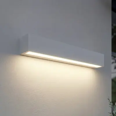 Lengo LED-utomhusvägglampa, 50 cm, vit, nedåtriktad, 3000 K – Lucande - Modern - Aluminium - Vinklad