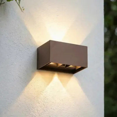 Nivar LED-utomhusvägglampa, rostfärgad, 4 lampor, 20 cm, IP54 – Lindby - Terrass - Modern - Aluminium - Vinklad