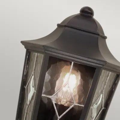 Norfolk utomhusvägglampa, halvlykta, svart, IP43 – Elstead - Antik - Metall - Med en ljuskälla