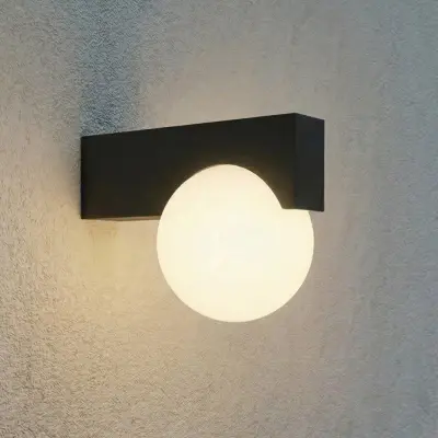 Vijon LED-utomhusvägglampa, svart, CCT, IP44 – Lucande - Modern - Aluminium - Vinklad