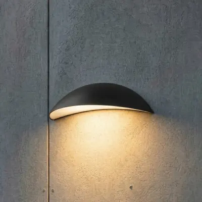 Zerino LED-utomhusvägglampa, IP54, svart, aluminium – Lindby - Terrass - Modern - Med en ljuskälla