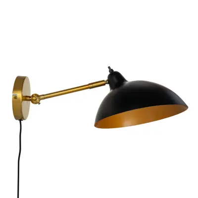 Dyberg Larsen - Futura Vägglampa Antique BrassDybergLarsen