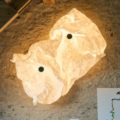 Maap W2 vägglampa, längd 240 cm, 8 lampor, vit, E27 – FLOS - Vardagsrum - Design - Tyg / textil - Med flera ljuskällor