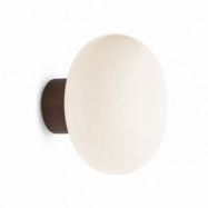 New Works Karl-Johan vägglampa Smoked oak-white opal glass