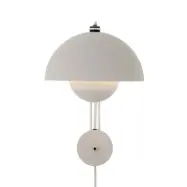 &Tradition - Flowerpot VP8 vägglampa, stickkontakt, ljusgrå matt