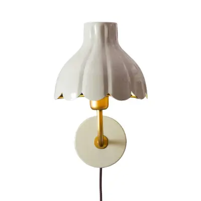 PR Home Wells vägglampa Beige/guld 21cm