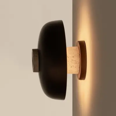 Reverse LED-vägglampa sand/brons, Ø24 cm, vriddimmer – Audo Audo Copenhagen - Vardagsrum - Design - Aluminium - Med lampskärm