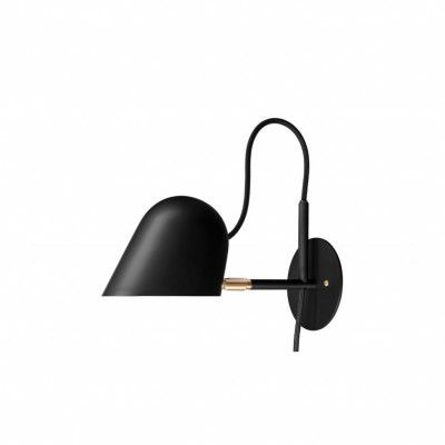 Streck Vägglampa med kabel, Svart/mässing