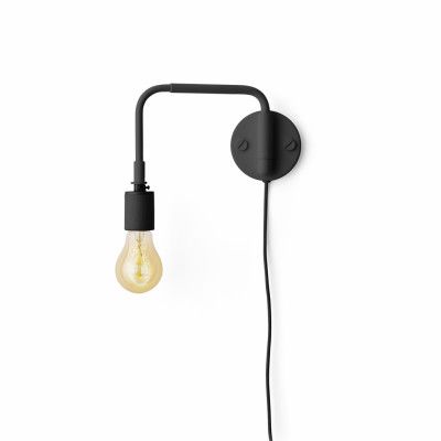 Menu Vägglampa Staple svart