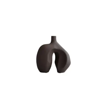 101 COPENHAGEN - Ni Mini Vase, chokladfärgad Höjd 30 cm Keramik